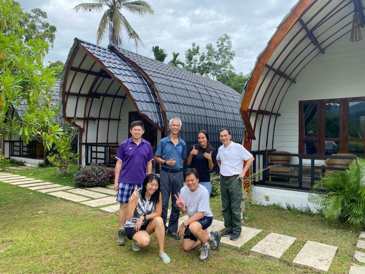 Gino'S Place - Guest House & Jungle Trekking 부킷 라왕 외부 사진